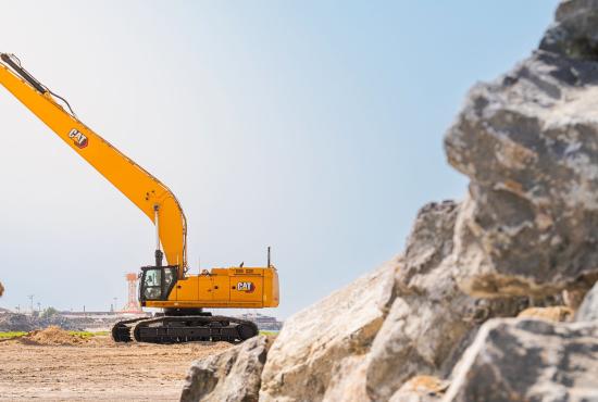 Boost productivity with standard Cat Grade and Assist technologies. Cat Grade and Assist technologies keep you on grade when visibility is impaired. Boost productivity with standard Cat Grade and Assist technologies. Cat Grade and Assist technologies keep you on grade when visibility is impaired.