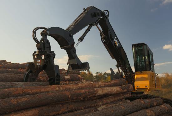 Grapple with Under/Under Heel grabbing logs Grapple with Under/Under Heel grabbing logs