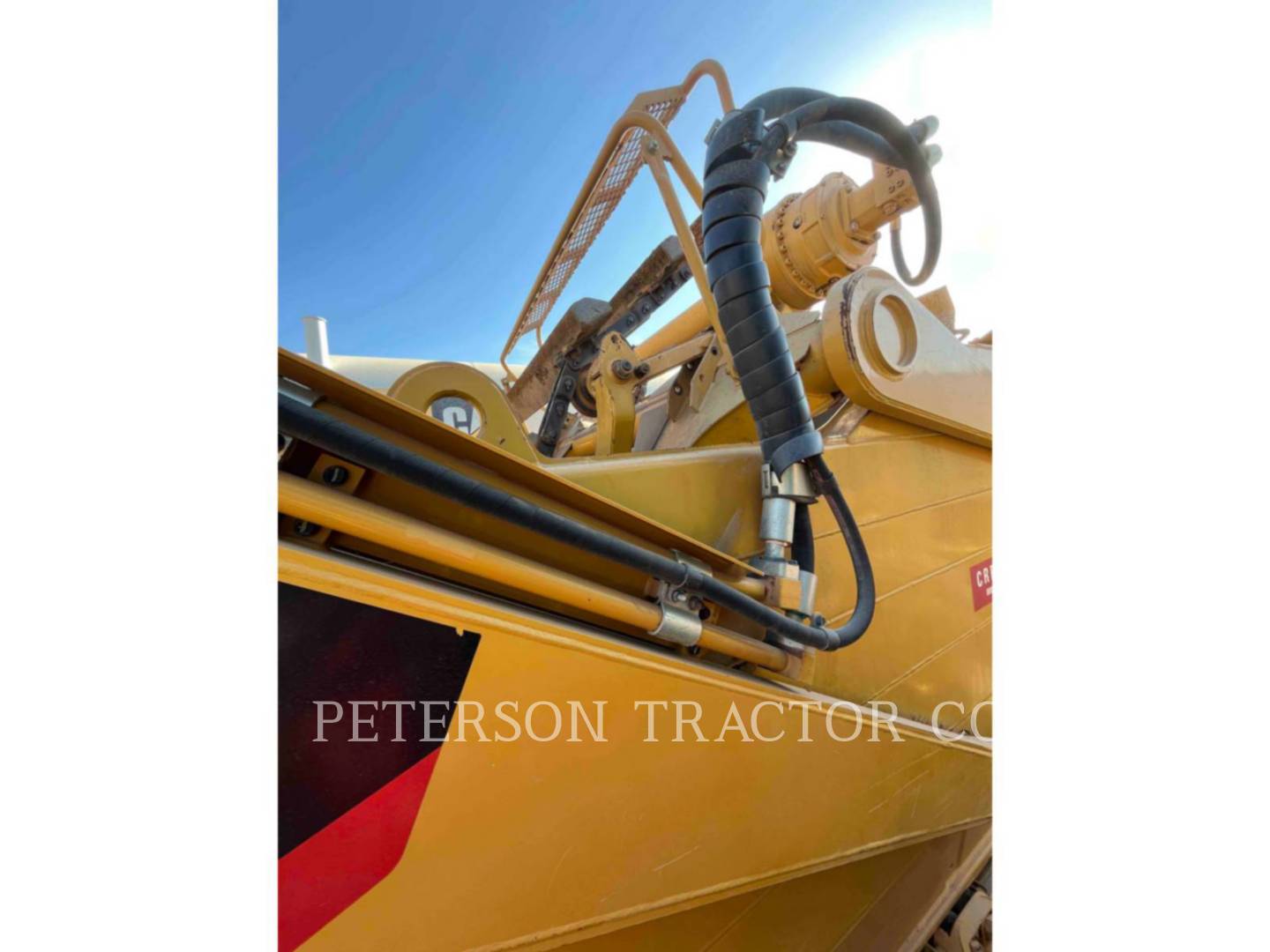 2019 CAT 623K SCRAPER