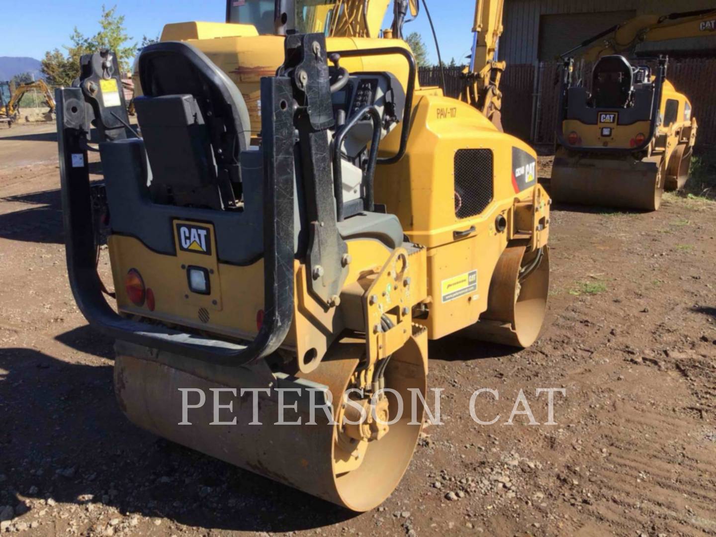 2020 CAT CB24B