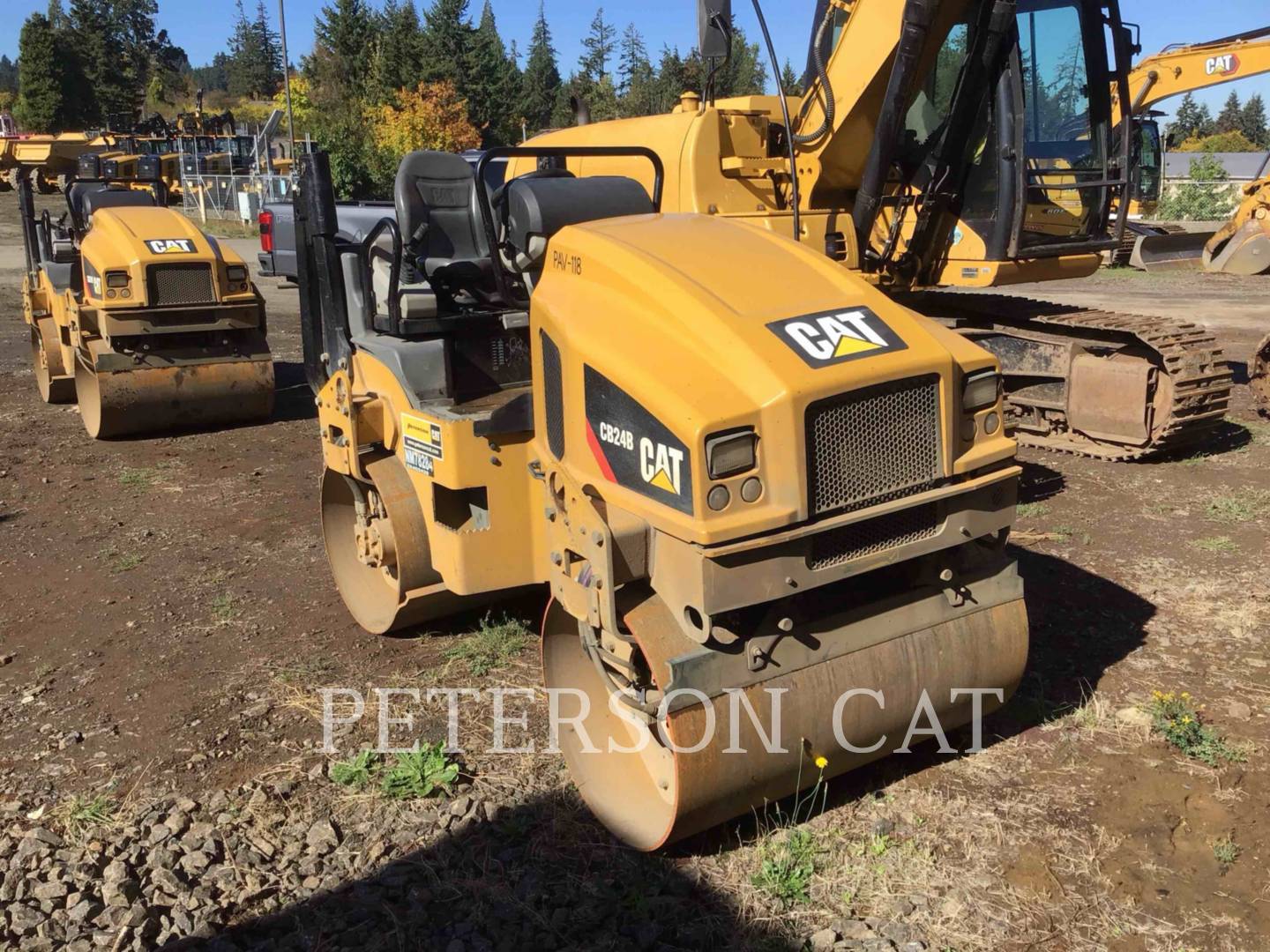 2020 CAT CB24B