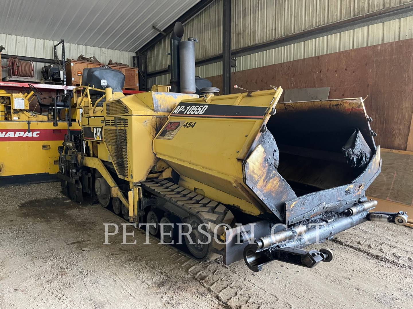 2007 CAT AP1055D ASPHALT PAVER