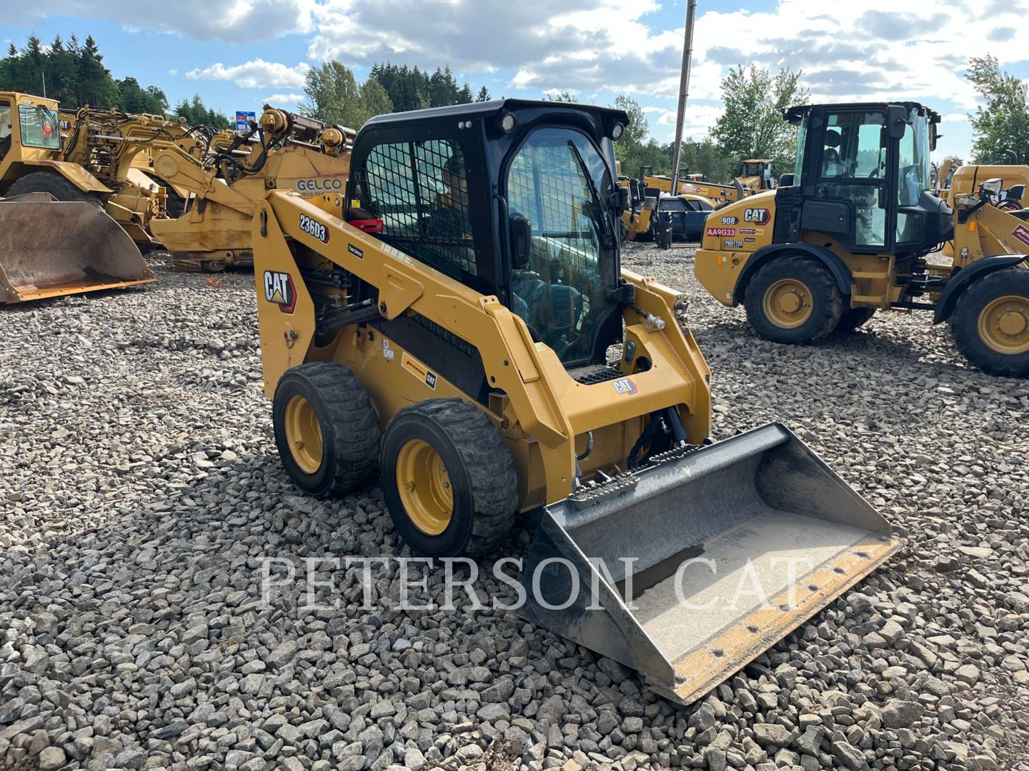 2023 CAT 236D3