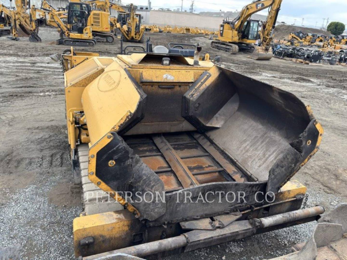 2015 WEILER P385A ASPHALT PAVER